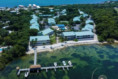 Image de Executive Bay Club R8 ~ 3 Bed  / 3 Bath + Loft Townhouse on Plantation Key