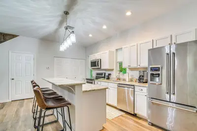 Image de 3 Mi to Silver Springs State Park: Cozy Getaway!