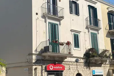 Image de A 10-minute drive from Bari airport. Cozy and luxurious apartment