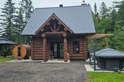 Image de Le Refuge, Chutes à Lessard\n