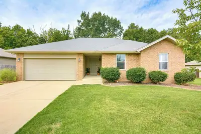 Image de Springfield Area Home ~ 12 Mi to Downtown!