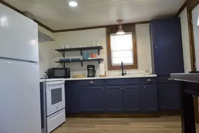 Image de Oauchita's Little Blue Cottage\n\n