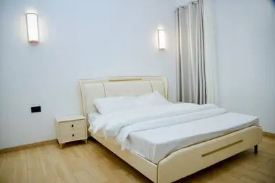 The Milon Apartment One-Bedroom Apartment