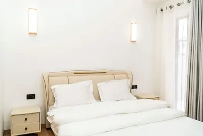 The Milon Apartment One-Bedroom Apartment