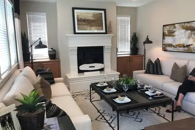 Image de Luxury 4br House w/Ac f& WiFI in Salinas - Near Monterey, Family friendly