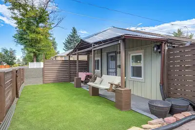 Image de Aurora Abode: 7 Mi to Dtwn Denver!