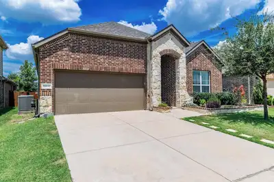 Image de Gorgeous 4-bedroom house in delightful Frisco, Tx near the lake!