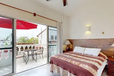 Image de Charming 2-bedroom bungalow with WiFi, Ac in fantastic Bucerías - Near beach