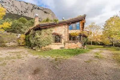 Image de Chalet 'Cal Serrat' avec vue sur les montagnes, terrasse privée et Wi-Fi