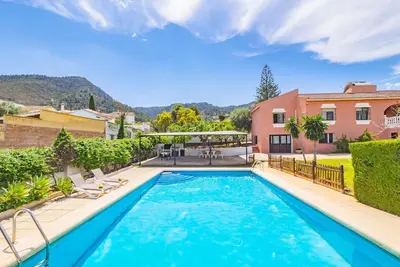 Image de Maison de vacances 'Casa Los Manantiales' avec vue sur les montagnes, Wi-Fi et climatisation