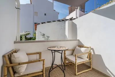 Image de Appartement \"Soleil et bonheur\" avec terrasse privée, Wi-Fi et climatisation