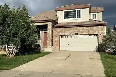 Image de 3 bedroom home in Golf Course Community. Short distance to Airport.