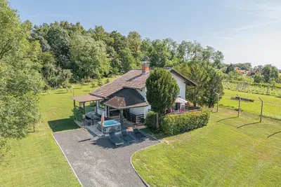 Image de Holiday house VilAna with Jacuzzi, Puconci, Slovenia