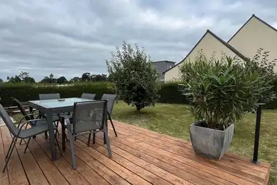 Image de Maison avec jardin proche des plages.