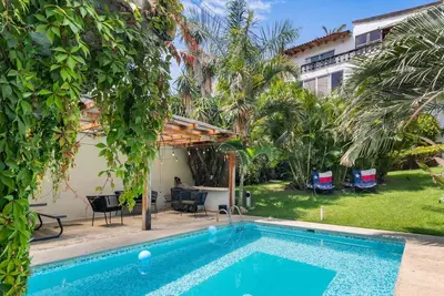 Image de Casa del Viento - Large Rustic Villa w Private Pool