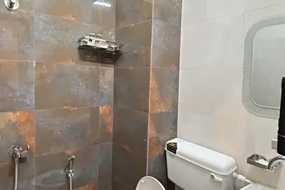Image de Charming 2-bedroom apartment in Varanasi with WiFi and Ac