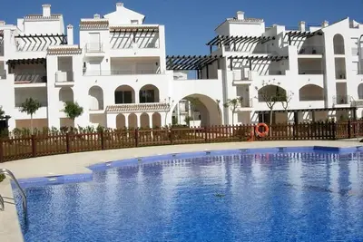 Image de Ferienwohnung/apartment in Torre-pacheco für 4 Personen mit Pool und Balkon