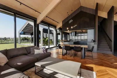Image de Swan Lake - A modern home in a rural setting with beautiful views of Mount Taranaki