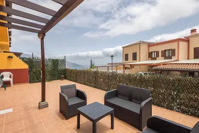 Image de Lightbooking Las Breñas Garden con piscina