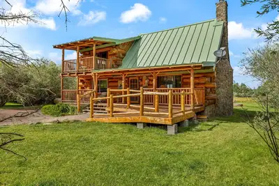 Image de The Homestead (previously named The Little Ponderosa Cabin)