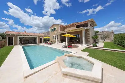 Image de Villa Jakob: A Luxurious Oasis with a Private Pool and Sauna in the Heart of Istria