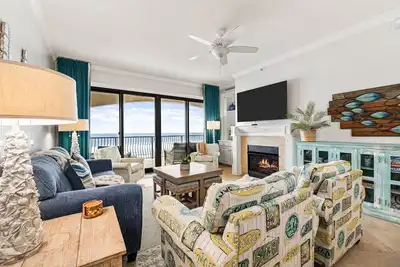 Image de Gulf-Front Condo, Infinity Pool, 310 Ft Private Beach, Gulf Views, Near Destin C