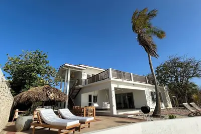 Image de Kas Olof - Original Oceanfront Bonairian Style House