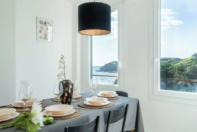 Image de Magic Seaside Apartment by Pleiades Home