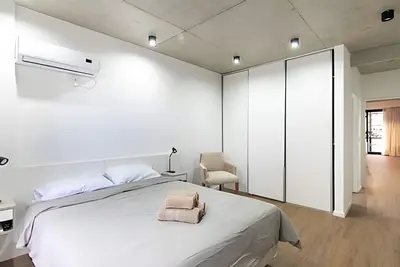 502 Spacious 2 room apartment