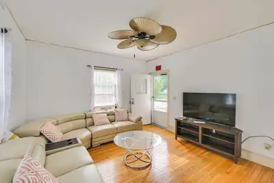 Image de 9 Mi to Dtwn Boston: Cozy Malden Apartment