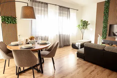 Image de Stilvoll Innenstadt Parken