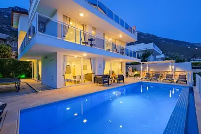 Image de 5 Bedroom Luxury Villa in Kalkan - 6366