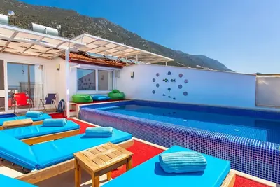 Image de 3 Bedroom Apartment with Pool - 2610