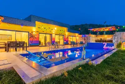 Image de Caykoy Village 2 Bedroom Villa - 8068