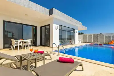 Image de Uzumlu Village 2 Bedroom Villa - 1039