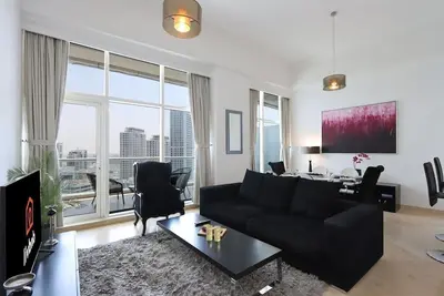 Image de Livbnb- Prime Located 2b in Marina, Steps to Beach