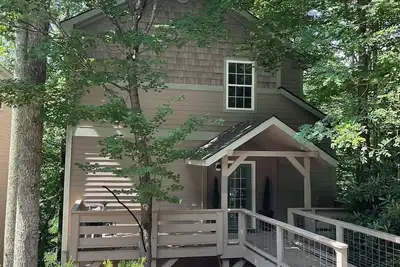 Image de Deluxe 2700 sqft 3 bed 4 bath Villa in Boone, Nc