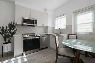 Image de Modern 3br Gem in Montreal's Gay Village, Perfect for Exploring the City