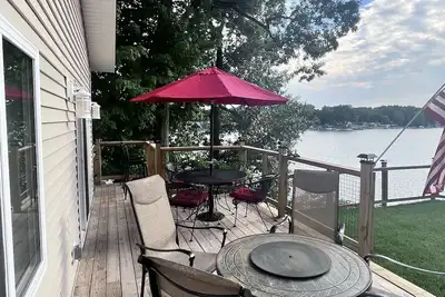 Image de Charming lakefront home on all-sports Little Crooked Lake in Sister Lakes