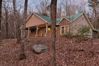 Image de Incredible location! Peace and quiet plus pet friendly only minutes from Gat/Pf\n