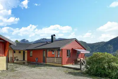 Image de Belle maison de 3 chambres à Florø
