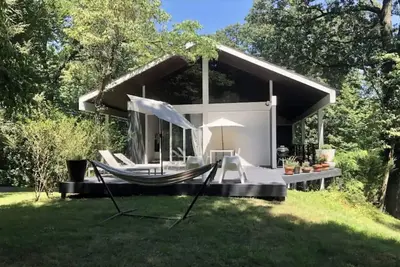 Image de Hudson Valley mid century house with stunning views