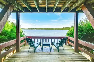 Image de Waterfront Harrisville Home w/ Outdoor Fireplace!