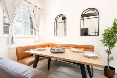 Moderne-Appartement-up to 5 ppl-Salle de bain privée séparée-Vue ville