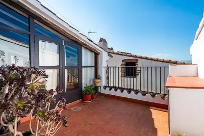 Image de Maison de campagne \"Casa Retiro Vilafames\" avec vue sur la montagne, terrasse et climatisation