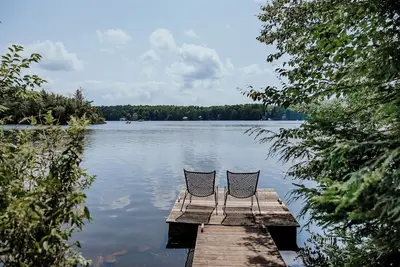 Image de Cozy chalet by a beautiful lake in Estrie!