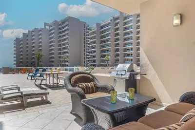 Image de Las Palomas Phase I Topaz 106 Exceptional OceanView 1br 1ba Unit