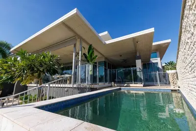 Image de Quayside Paradise: Pool - Kayak - Marina Deck