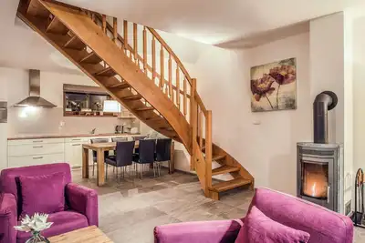 Image de Agréable appartement dans une maison de vacances avec Wifi, Tv, terrasse, animaux admis, parking