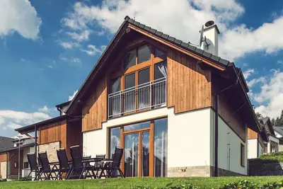 Image de Joli appartement dans une maison de vacances avec Wifi, Tv, terrasse, animaux admis et parking